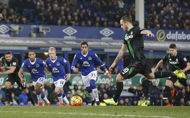 Football Soccer - Everton v Stoke City - Barclays Premier League - Goodison Park - 28/12/15
Stoke's Marko Arnautovic scores their fourth goal with a penalty
Action Images via Reuters / Carl Recine
Livepic
EDITORIAL USE ONLY. No use with unauthorized audio, video, data, fixture lists, club/league logos or "live" services. Online in-match use limited to 45 images, no video emulation. No use in betting, games or single club/league/player publications. Please contact your account representative for further details.