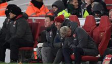 Arsenal fotboll bänken